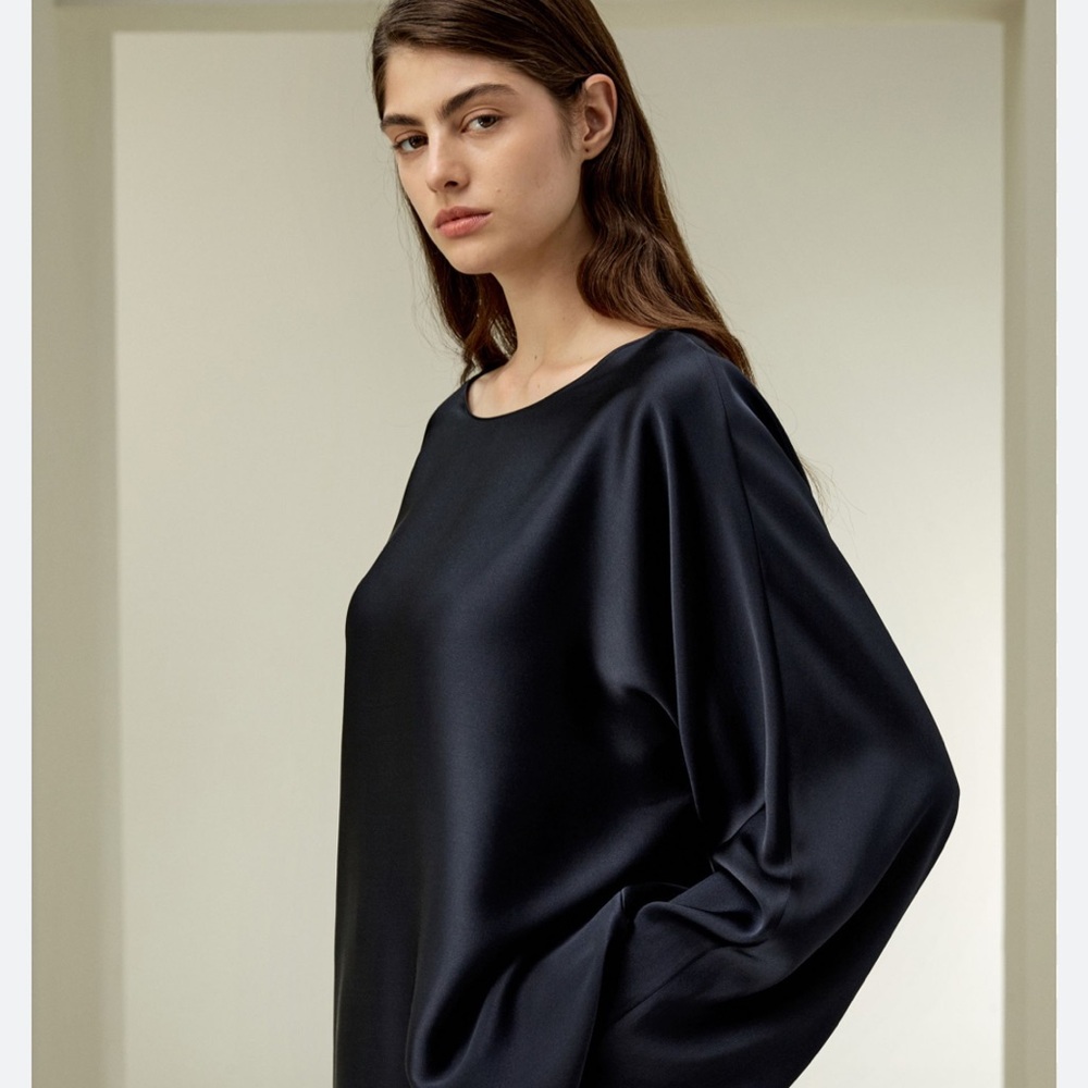 🌷 Zara Satin Effect Blouse - NWT 🌷 - Picture 4 of 9